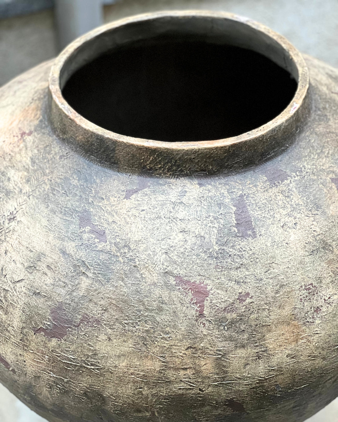 Ancient Finish Pot