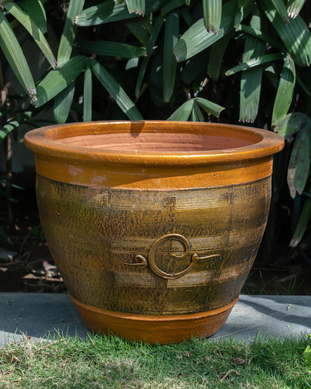 Chestnut Brown Pot