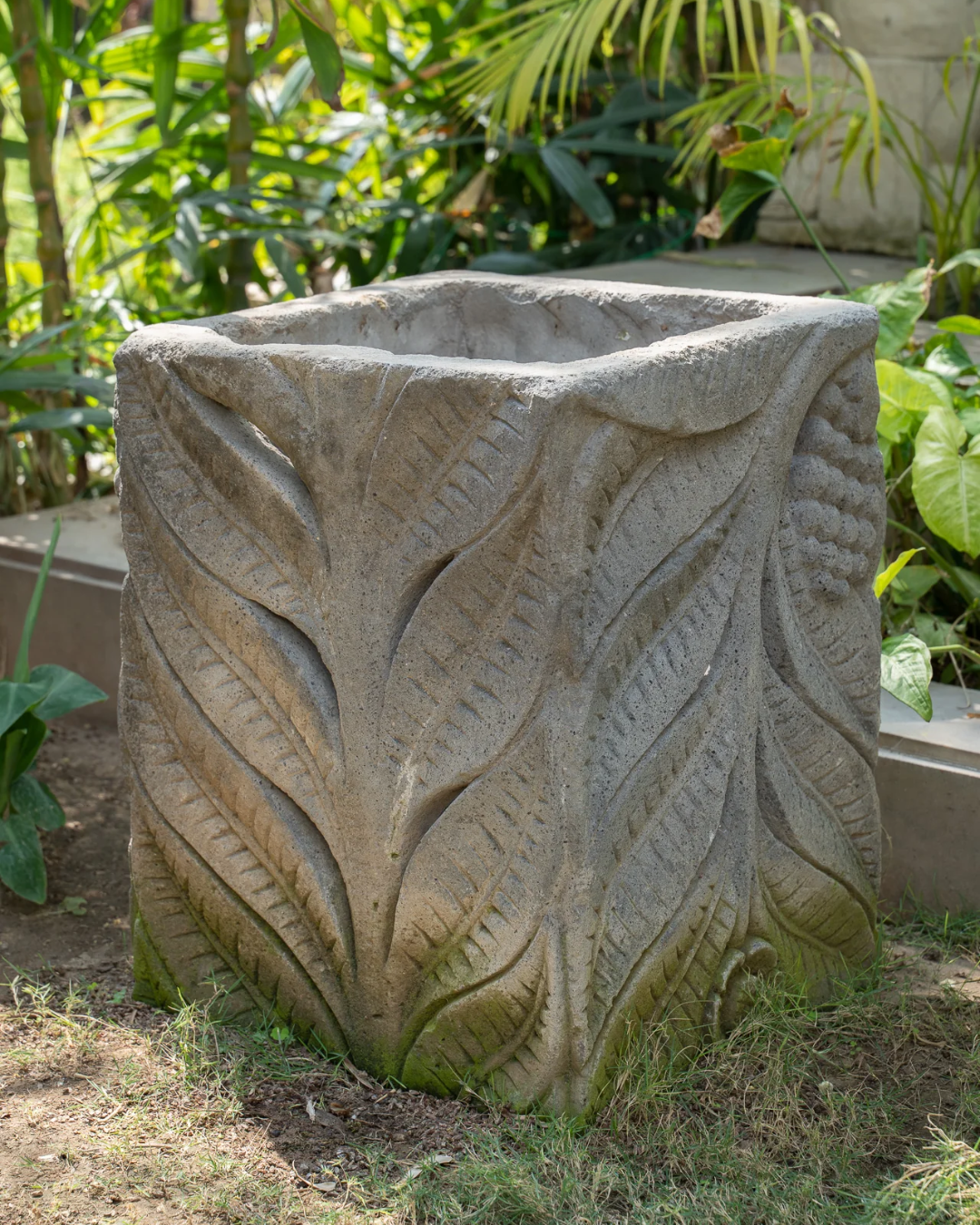Leafy Trail Planter