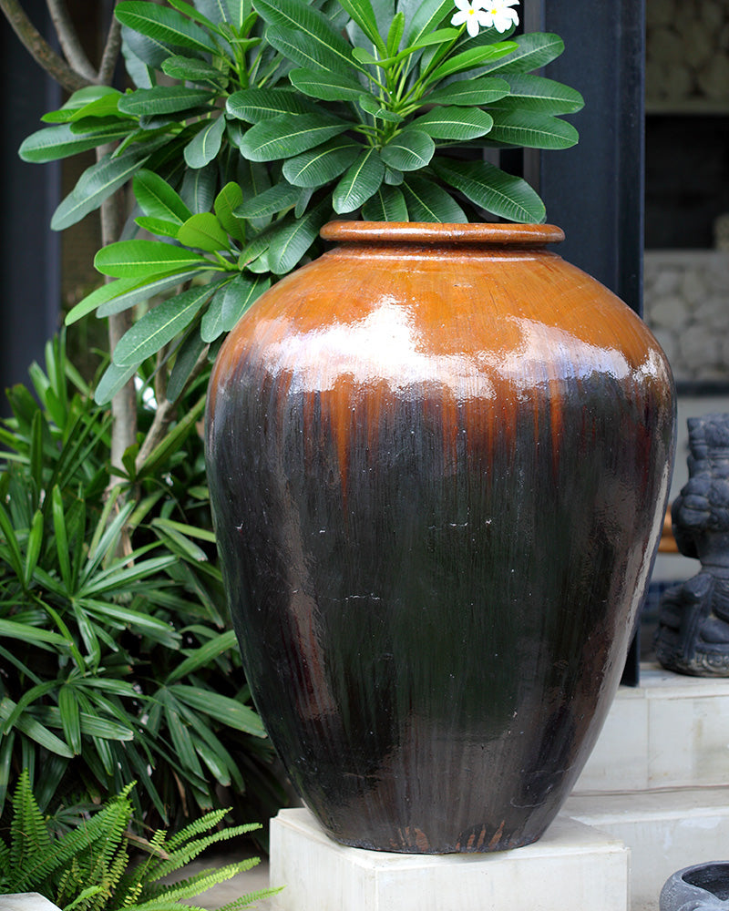 Melting Brown Pot