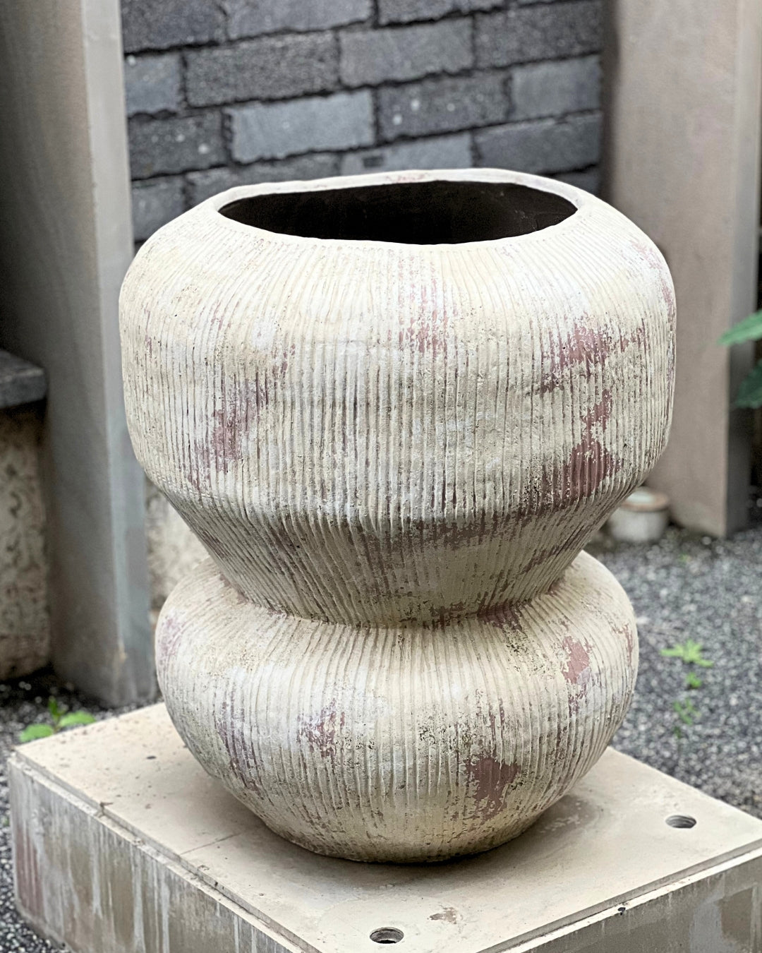 Ribbed Planter