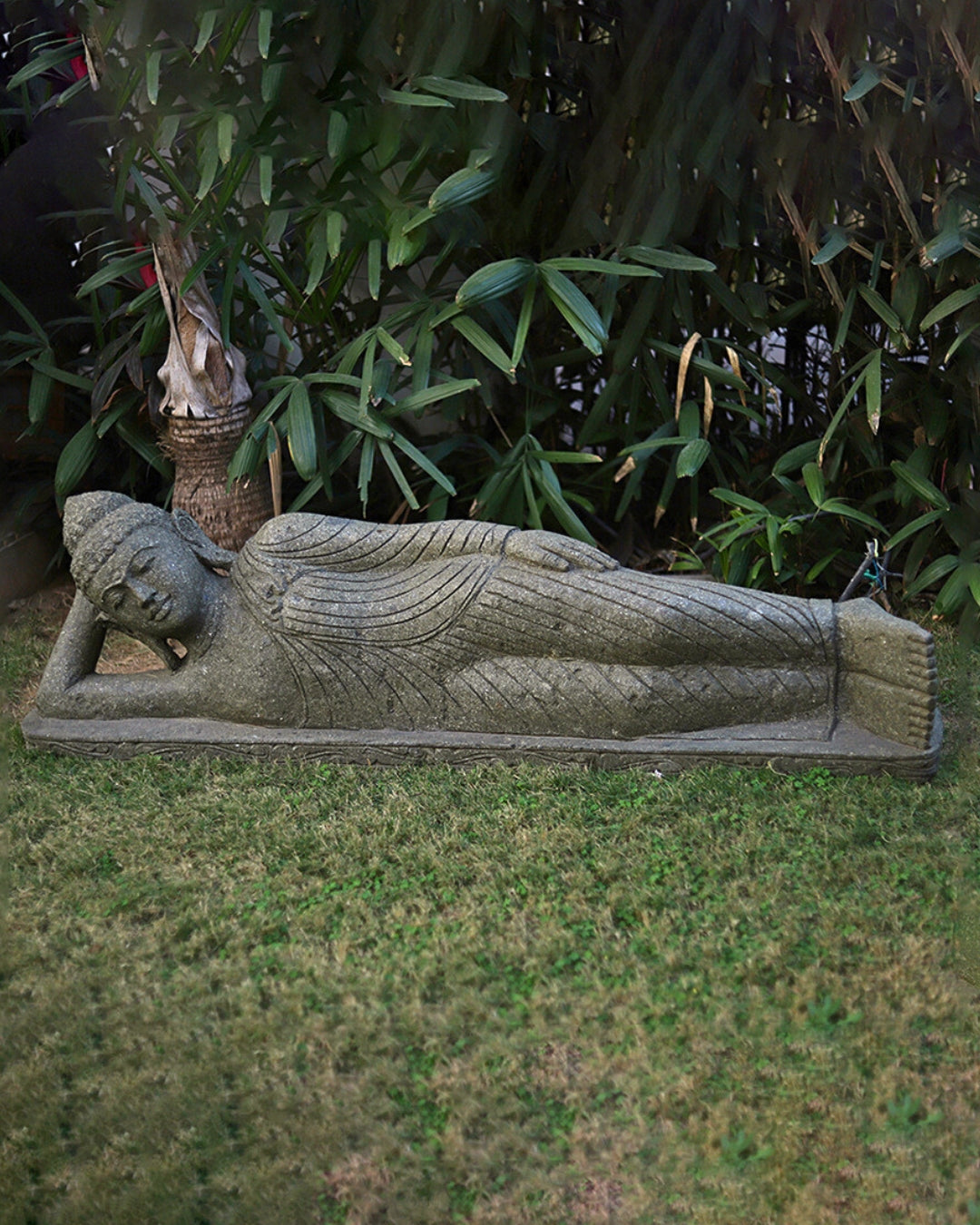 Lying Buddha Statue