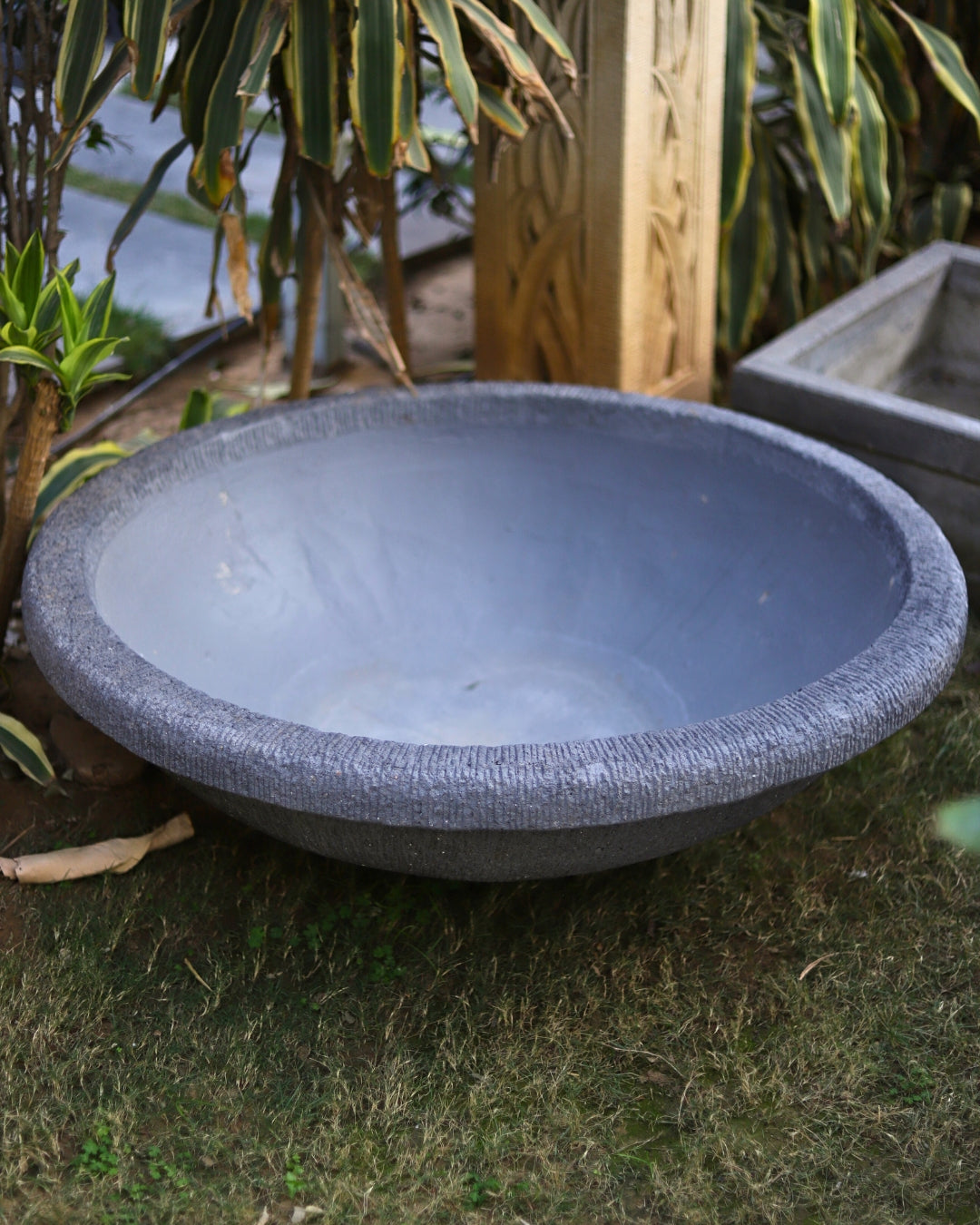 Bowl With Lips Decor