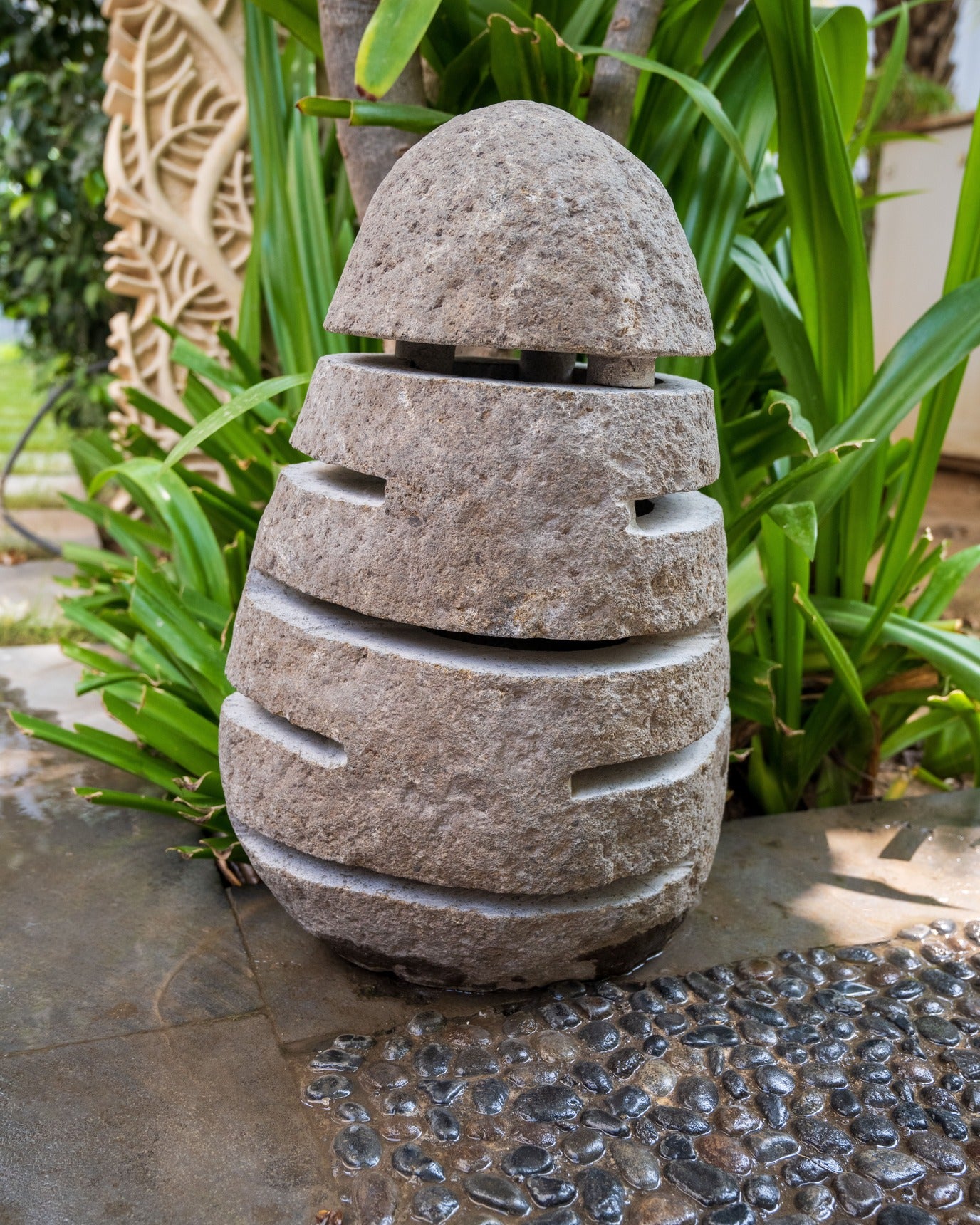 Glow Tracking Stone Lights