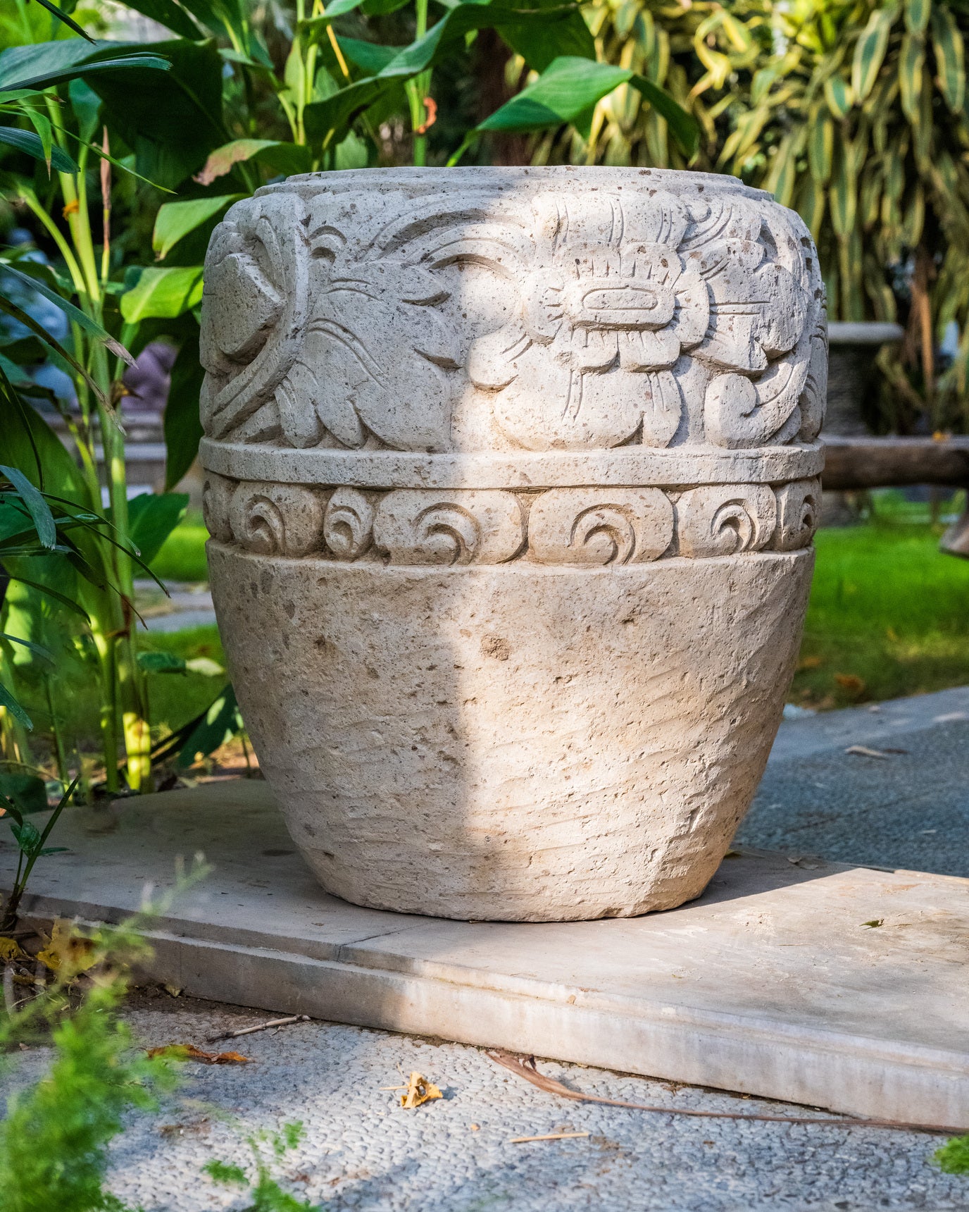 Bali Bliss Carved Planted (medium)