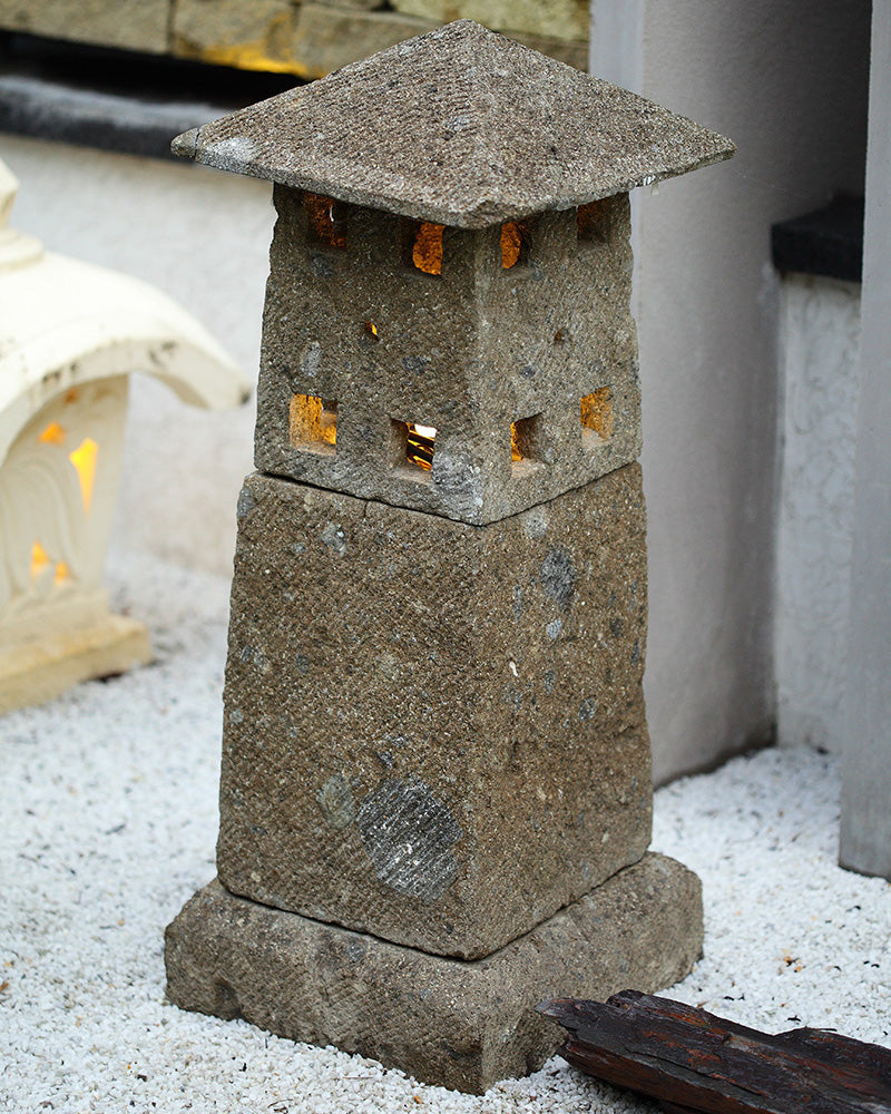 Lighthouse Pagoda